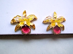 Gold Platte Emaille Floral Blume Orchidee CLIP Ohrringe-GELB/ROSA FARBE EMAILLE - Bild 1 von 2