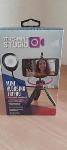 Streaming studio mini vlogging tripod with selfie ring light brand new in box - Picture 1 of 2