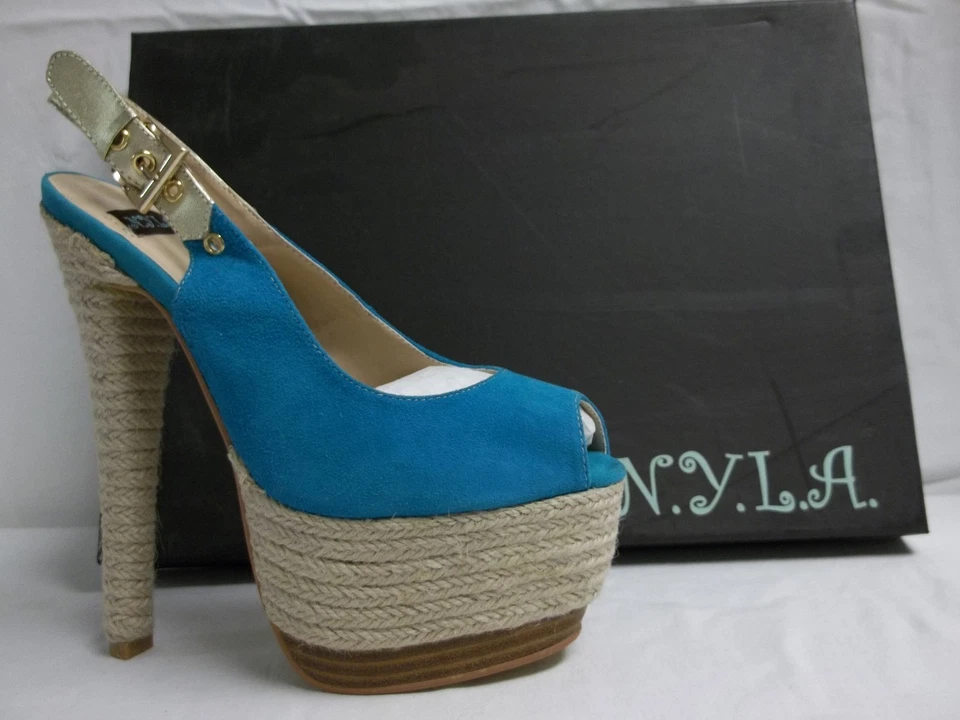 N.Y.L.A. Nuevos zapatos para mujer talla 7,5 M de gamuza azul perla con cordones Foto 1 de 4