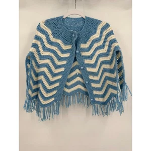Vintage Damen Handarbeit Häkel Poncho Größe L Cottagecore Chevron Knopf Fransen - Bild 1 von 4