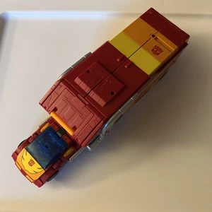 Transformers Kingdom Rodimus Prime Commander Class WFC-K29 - Complete - Picture 1 of 6