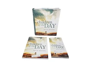 Children Of The Day : 1 & 2 Thessalonians 6-DVD Set & Member Book Beth Moore - Picture 1 of 12