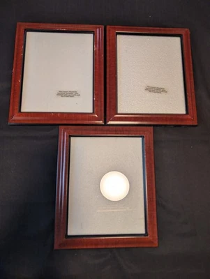 Marcos de fotos de madera roja sintética de 3 piezas para pared de escritorio o galería de 8 x 10" con lectura de vidrio Foto 1 de 4