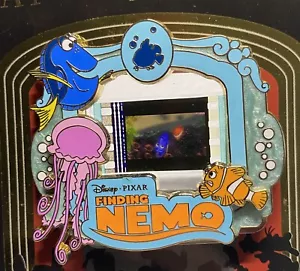 UNA PIEZA DE PELÍCULAS DE DISNEY PIN ENCONTRAR NEMO ERROR AL REVÉS MARLIN DORY PODM LE - Imagen 1 de 9