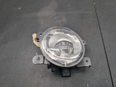 Faro antiniebla delantero izquierdo LED 2019 Infiniti Q60 26155-8990C 2020 2021 2022 Foto 1 de 4