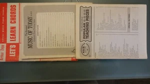 Lot of 3 Instructional Music Books for Piano Chords, 62 Popular Teaching Pieces - Picture 1 of 1