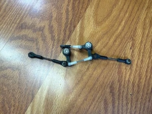 ASSOCIATED RC10 Buggy Steering Rack Bell Crank, With Bearings, Houge - Picture 1 of 2