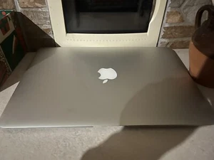 Mack Book Air 2015 - Foto 1 di 2