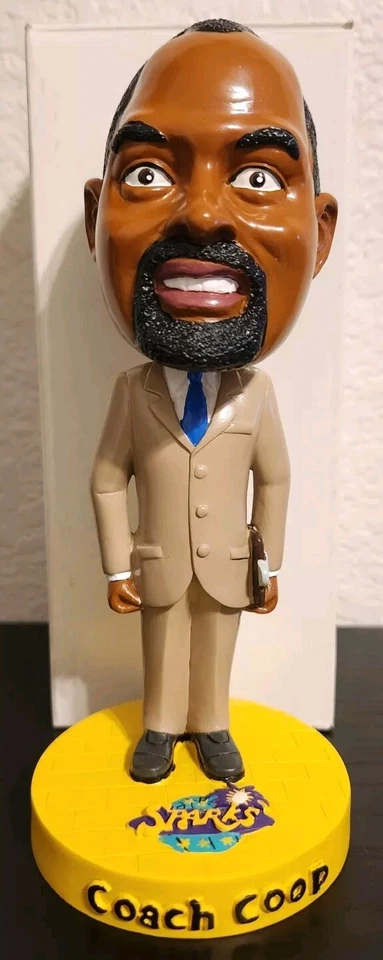 BOBBLE HEAD Michael Cooper Coach Coop Los Angeles Sparks Head Coach In Suit - Image 1 of 4