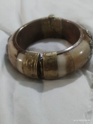 PULSEIRA ELEGANTE VINTAGE METAL DOURADO ESTILO BIZANTINO Tribal PULSEIRA PUNHO - Imagem 1 de 4