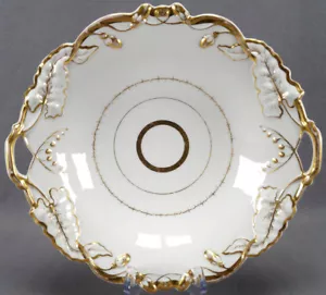 Krister KPM White & Gold Relief Molded Leaves Large Bowl Circa 1840 - 1865 - Picture 1 of 12