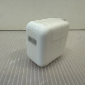 Cargador de pared USB Apple A1357 5VDC 10 vatios 2,1 amperios iPad, iPod, iPhone - Imagen 1 de 8