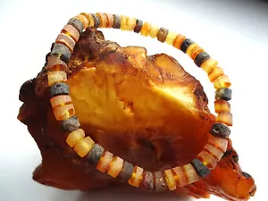 Natural Baltic Amber Bracelet 4-5 gr - Picture 1 of 3