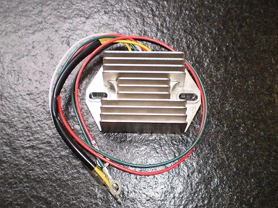 Regulador regulador alternador DUCATI 750 s 860 gt 900 ss sd mille 1000  Foto 1 de 4