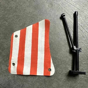 Repuesto artesanal vela roja y blanca para LEGO Pirate Set, 6277 - Imagen 1 de 2