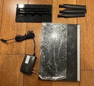 Netgear AC1900 Nighthawk Wifi Mesh Extender Model EX7000 Nowoczesny reset routera - Zdjęcie 1 z 7