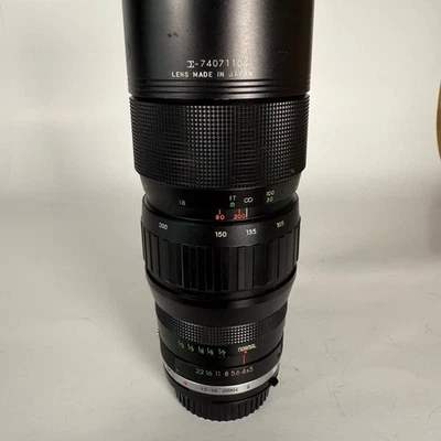 Sigma System Zoom 80-200mm f/3.5 Lens Japan Multi-Coated w/ hard Case - Image 1 of 4