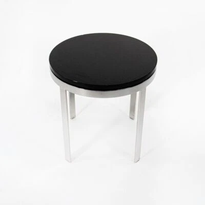 Mesa auxiliar Nicos Zographos años 80 en acero inoxidable pulido con tapa de mármol negro Foto 1 de 4