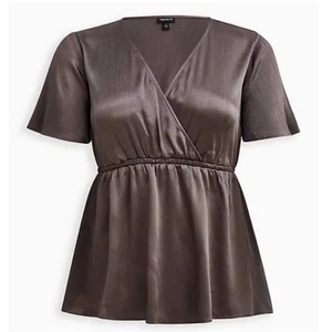 Torrid Lily Babydoll Top Shiny Crinkle Gauze Grey 3X NWT 15870754 - Picture 1 of 14