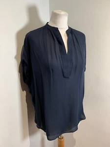 VINCE A line top blouse XS 8 10 VGC navy 100% silk oversize classic lightweight - Picture 1 of 9