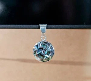 Pachamama Pendant in 950 Silver with embedded natural stones - Perunana Jewelry - Picture 1 of 9