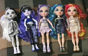 Lot of 5 Rainbow Shadow High Dolls w/ Outfits and Shoes - Picture 1 of 14