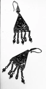 Wunderschöne, gemarkt 800 Bali/Boho/exotisch, dreieckig, durchbohrt, Ohrhänger - Bild 1 von 5