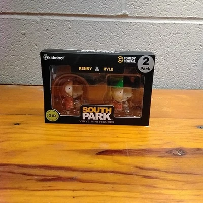 South Park Kyle & Kenny Vinyl Mini Figures Kidrobot Glow In The Dark Anatomy - Image 1 of 4
