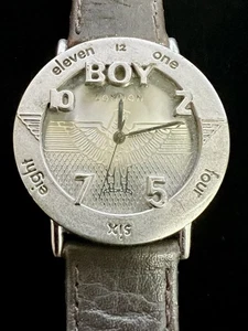 Orologio vintage ragazzo Londra circa 1989-90 modello settimana della moda, batteria nuova - Foto 1 di 9