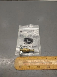 NOS John Deere AH98799 Kraftstoffabsperrventil  - Bild 1 von 2
