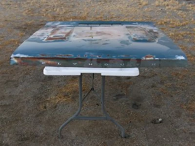 Plymouth Sport Fury 383 1970 capó eléctrico con recortes de luz direccional Foto 1 de 4