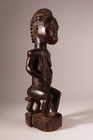 9966 Baule sitzende Figur Blolo Bla Ancestor Figur Patina