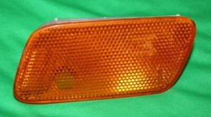 1996 - 1999 Mercedes Benz E300 FRONT LEFT Side Marker Turn Signal Light Lens OEM - Picture 1 of 5