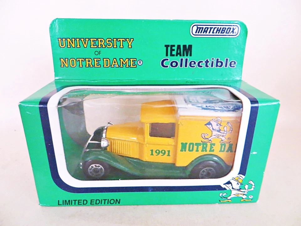 Matchbox Mb38 Ford Courier Milka Edition Still in Bluster Pack