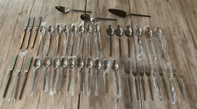 Continental Japón CSS23 Cubiertos de acero inoxidable Flower Scroll Lote de 42 piezas Foto 1 de 4