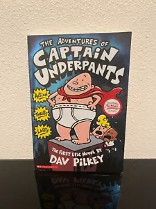 Die Abenteuer der Kapitänsunterhose - Taschenbuch von Dav Pilkey - SEHR GUT - Bild 1 von 2