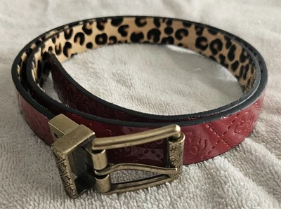 CINTURÓN REVERSIBLE MUJER ADIVINA 4G LOGO CUERO ROJO/PELO ANIMAL -41"-TOTALMENTE NUEVO COMO NUEVO Foto 1 de 4