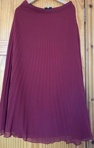River Island Deep Red Pleated Skirt- Size 10 - Picture 1 of 3