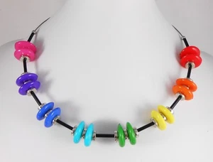 MODISCHER Halsreif Edelstahl Regenbogen BUNTE Rondelle + schwarze Röhrchen - Bild 1 von 3