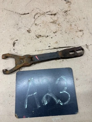 1967 1972 Chevrolet K10 K20 K30 TRUCK C10 K5 CAST CLUTCH FORK 3765374 MANUAL TRA - Image 1 of 4