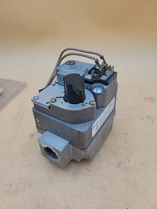White-Rodgers 36C68A Type 218 Gas Valve Manifold Valve - Picture 1 of 6