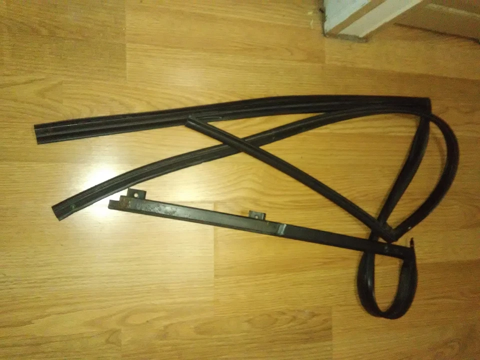 Honda Civic EX 2004 conductor ventana trasera pista y sello de goma para 2001-2004 Foto 1 de 1