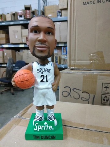 Tim Duncan San Antonio Spurs Sprite Bobble SGA '02 San Antonio Spurs Bobblehead Cover