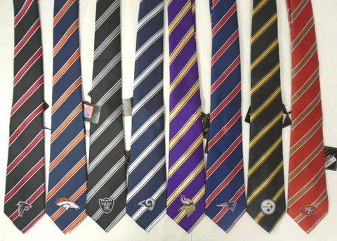 NFL Mens Striped Polyester Sports Neck Tie Eagle Wings Cover
