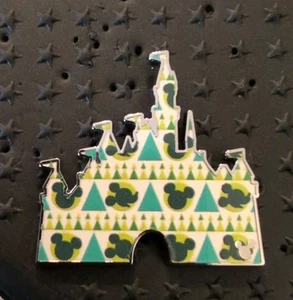 2025 Wave B Hidden Mickey Disneyland Castle Pin - Mickey Mouse - Picture 1 of 1