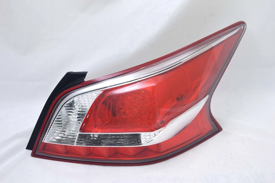 Para Nissan Altima 2013 sedán lado del pasajero LED luz trasera lámpara LED Foto 1 de 1