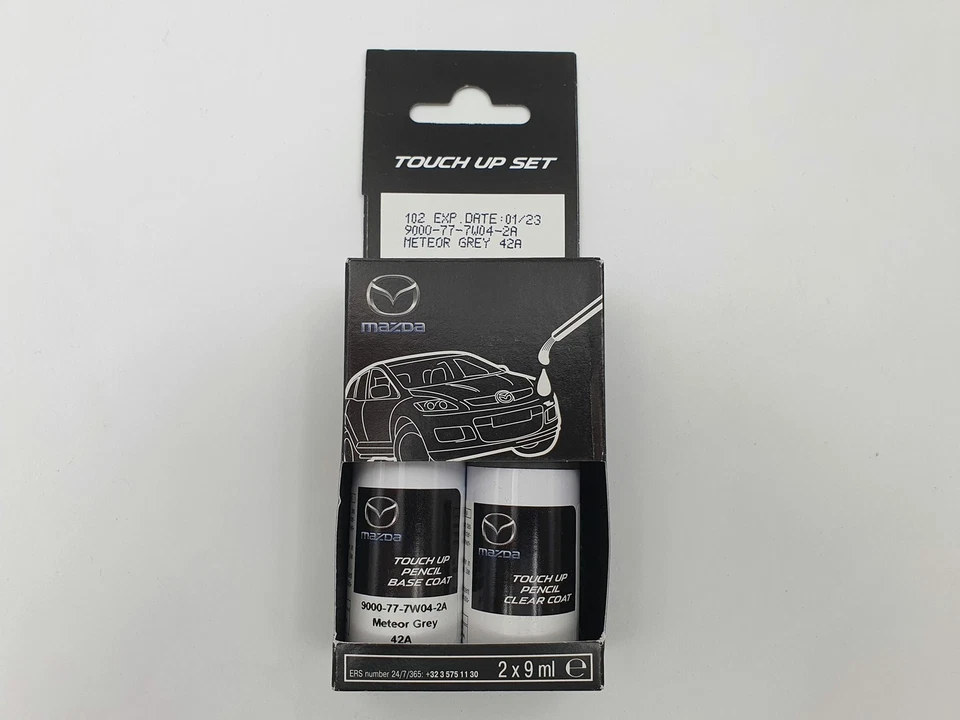 Kit de pincel de retoque original Mazda TUP METEOR GREY MC 42A OEM part - Imagem 1 de 1