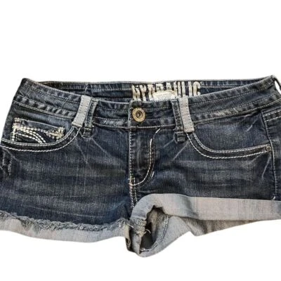 Гидравлические женские синие вышитые джинсовые шорты размер M повседневные летние - Изображение 1 из 3