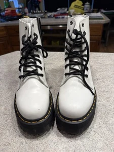 New with box Dr. Martens Jadon Platform Quad Retro White Women's Size- US 8 - Picture 1 of 6