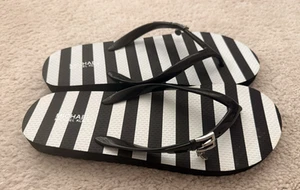 NEW Michael Kors Black & White Stripe Flip Flop Thong Flat Sandals Womens Sz 8 - Picture 1 of 12